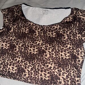 SHEIN Brown Leopard Print Crop Top